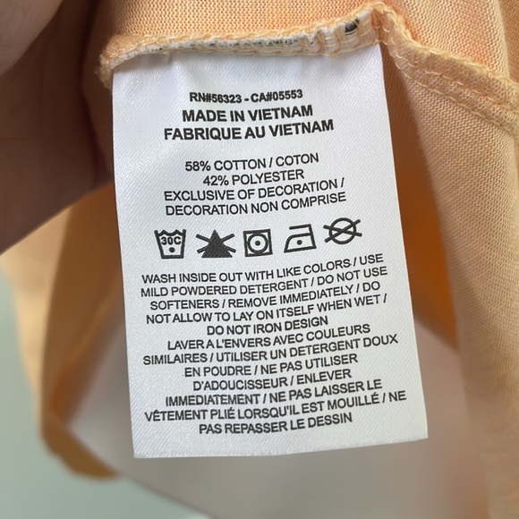 Nike Women’s Dri-FIT Script-Logo Orange Scoop Neck Training T-Shirt Medium - Picture 6 of 6